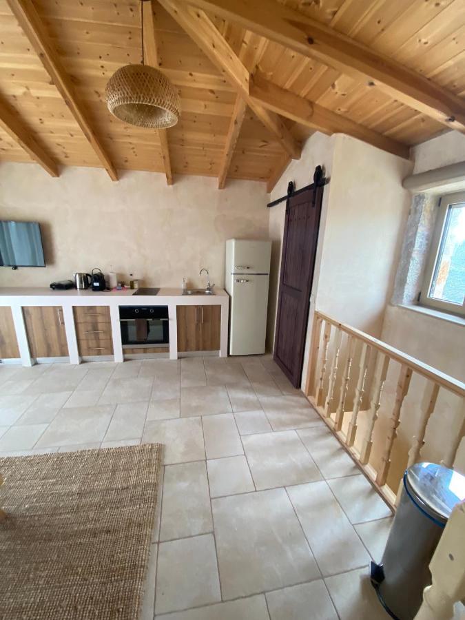 Mani Luxury Suites And Studios In Gytheio With Private Pools エクステリア 写真